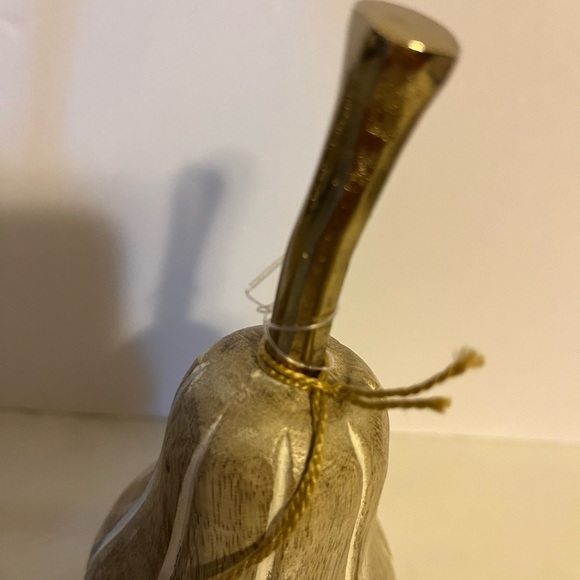 PD HOME & GARDEN WOODEN PEARS WITH BRASS STEM SET OF (2) NWT - Picture 2 of 3